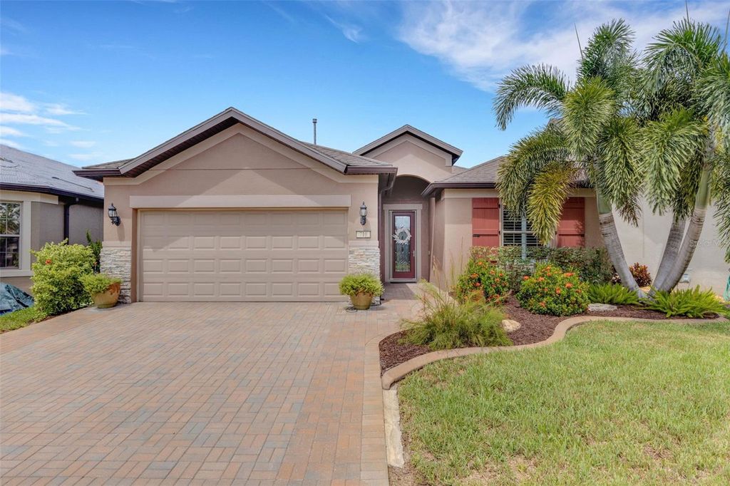 Photo of 710 Asturias Road, Davenport, FL 33837 (MLS # S5134039)