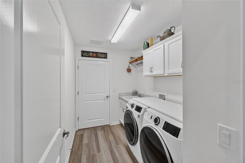 Tiny photo for 879 Morley Avenue, The Villages, FL 34762 (MLS # G5114555)