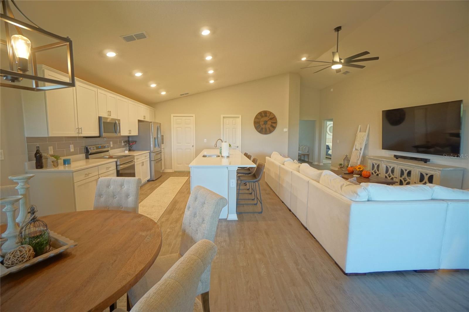 RIDGEWOOD WEST - Residential Lease