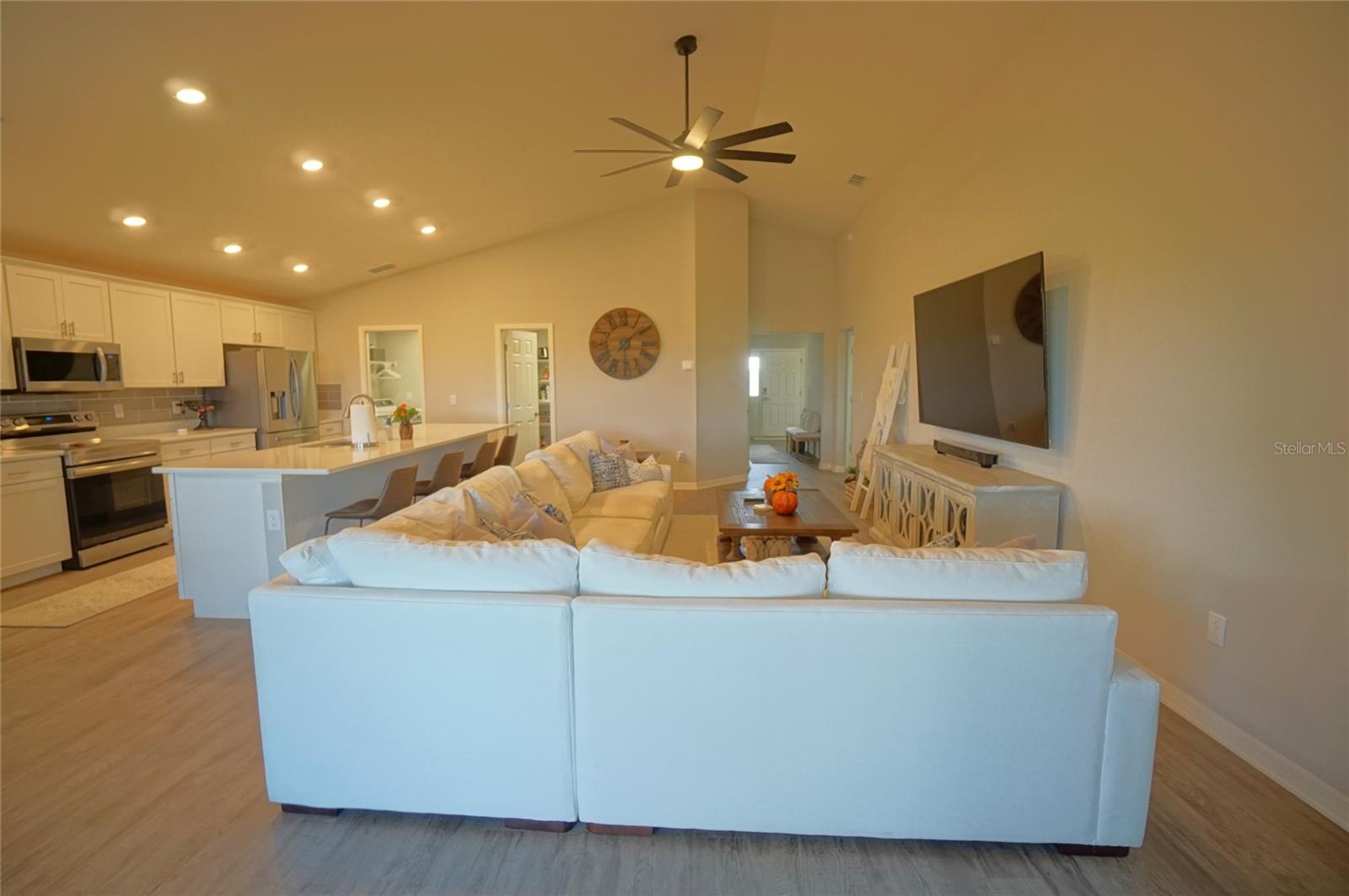 RIDGEWOOD WEST - Residential Lease