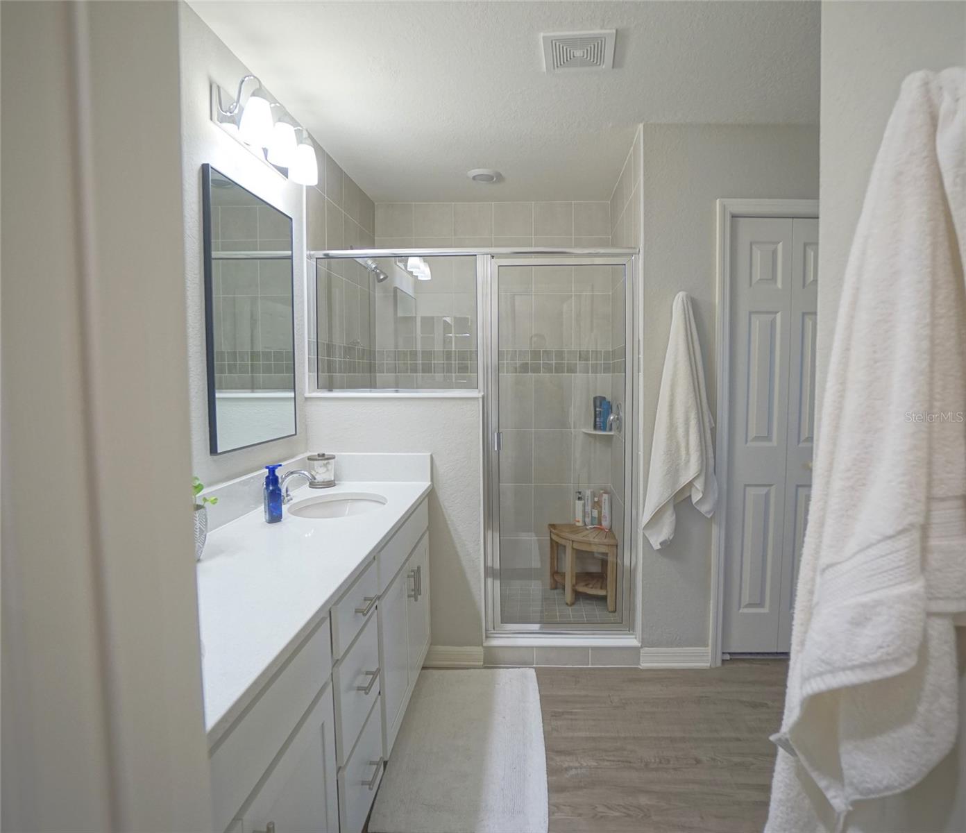 RIDGEWOOD WEST - Residential Lease