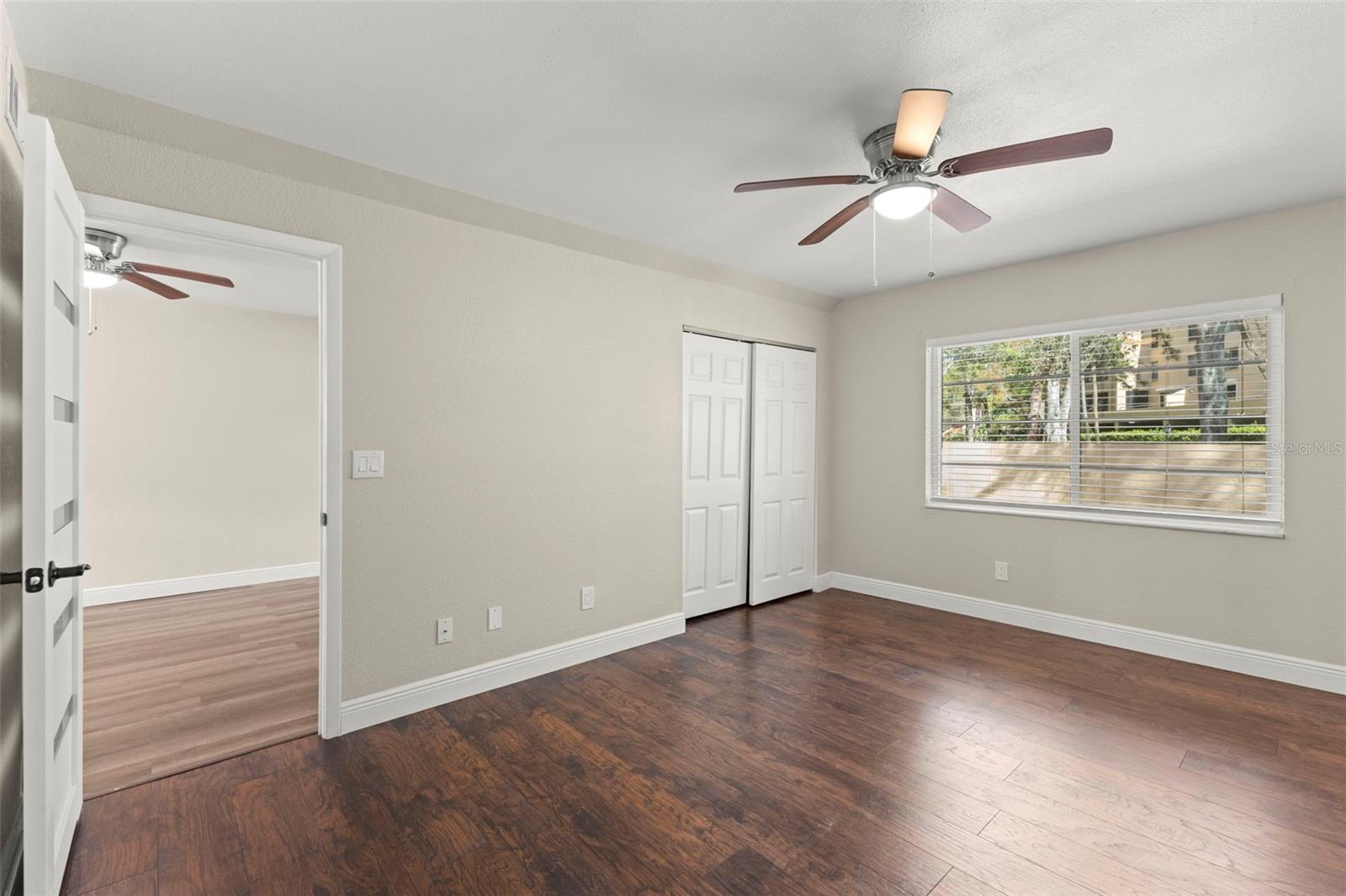 IMPERIAL OAKS CONDO - Residential