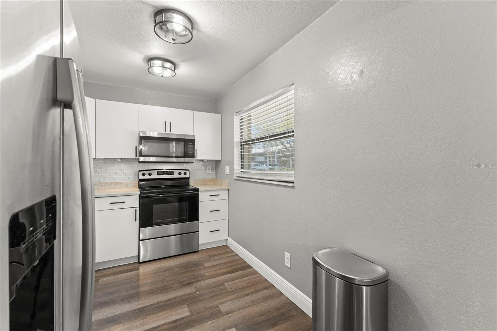 IMPERIAL OAKS CONDO - Residential