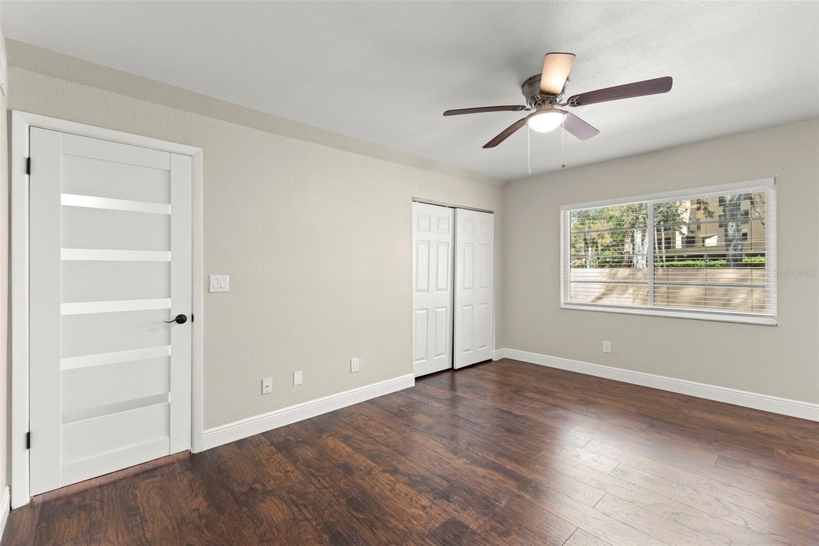 IMPERIAL OAKS CONDO - Residential