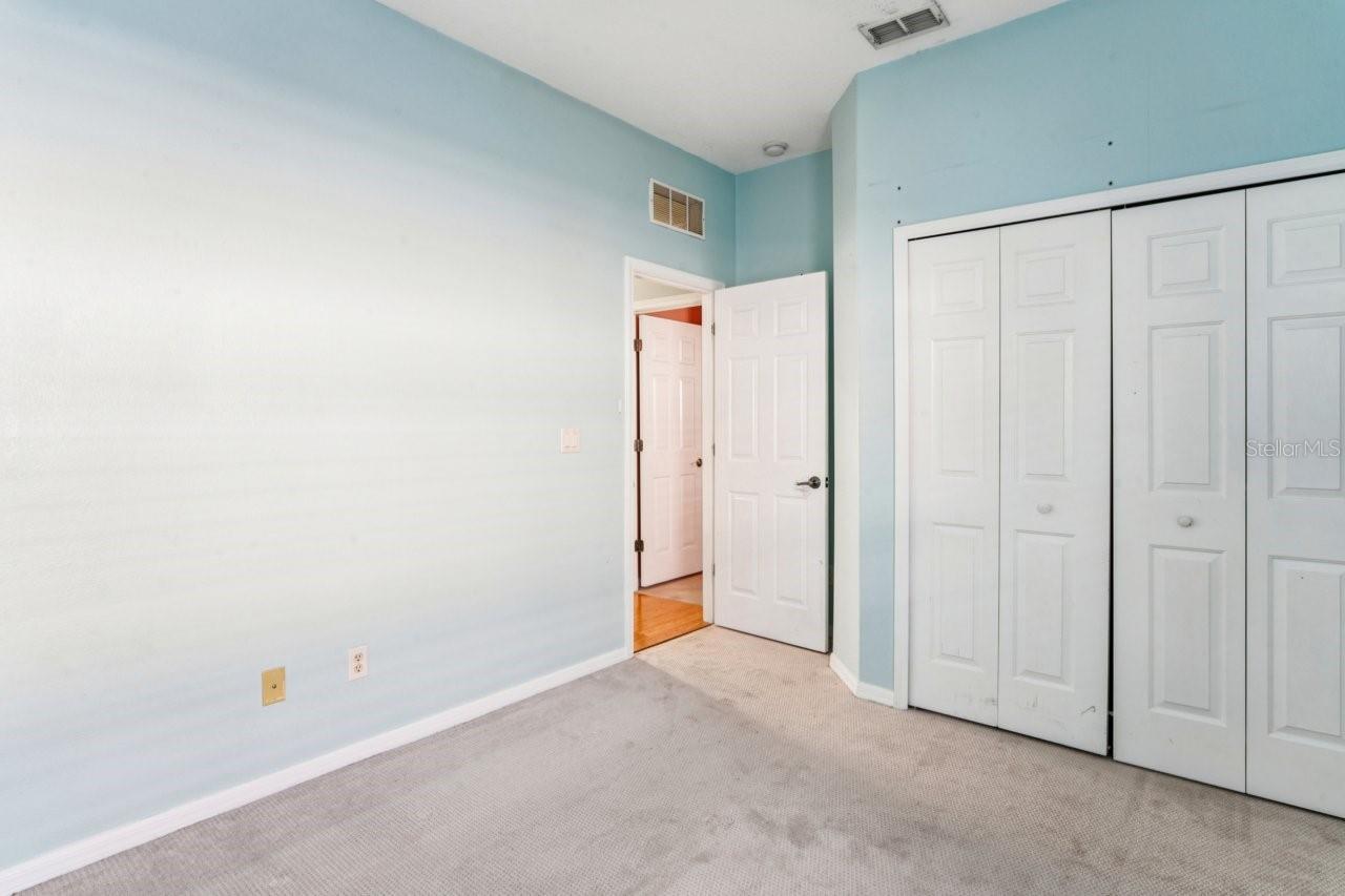 WATERS EDGE 01 - Residential