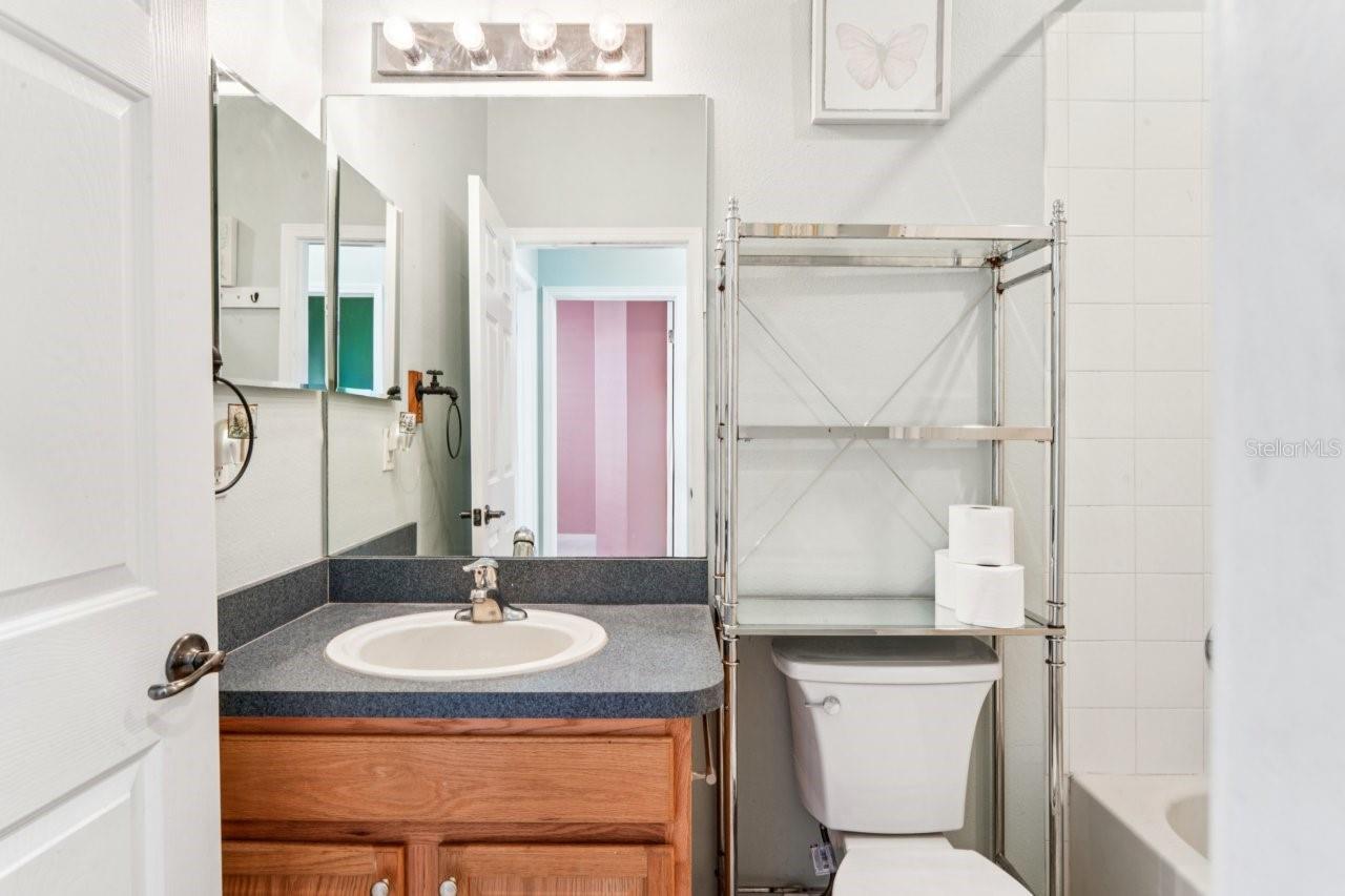 WATERS EDGE 01 - Residential