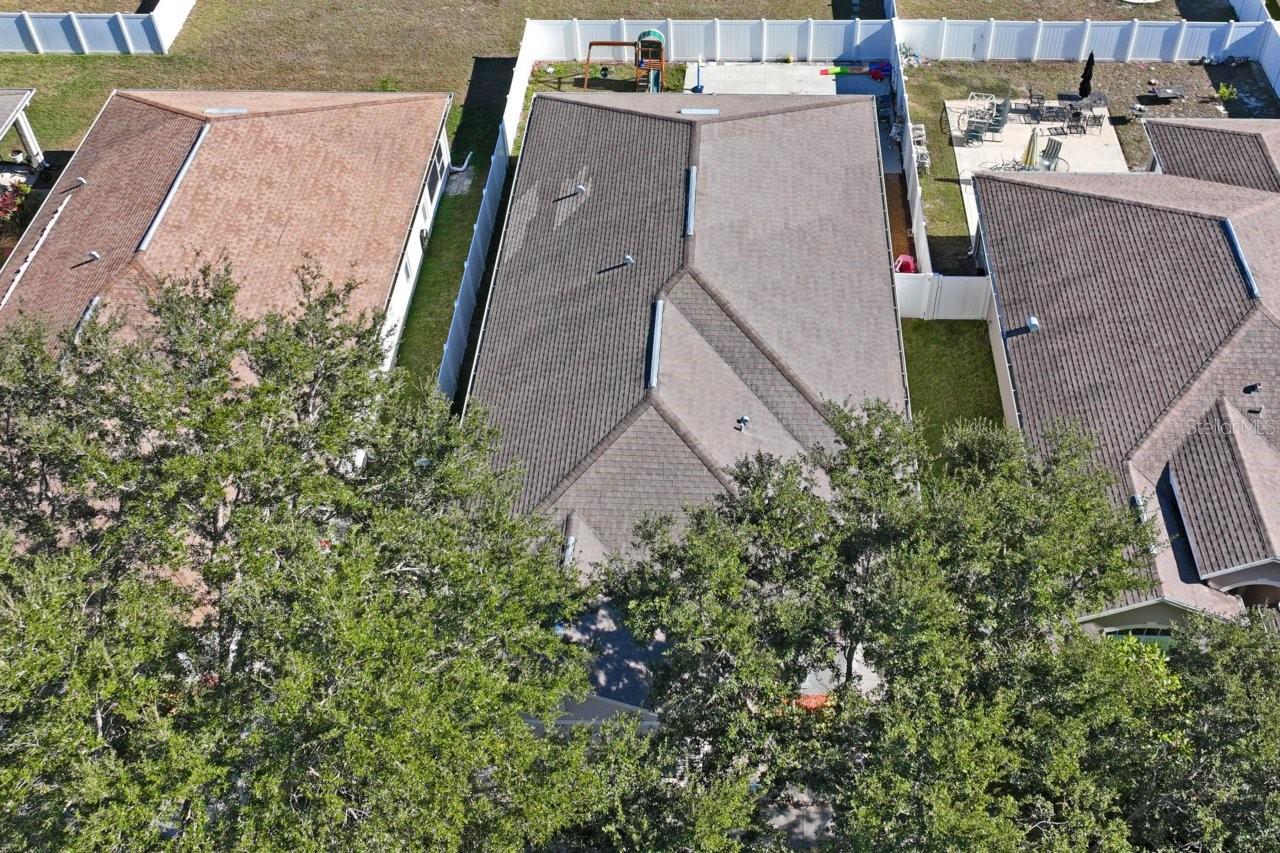 WATERS EDGE 01 - Residential