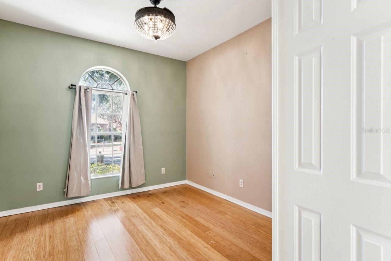 WATERS EDGE 01 - Residential