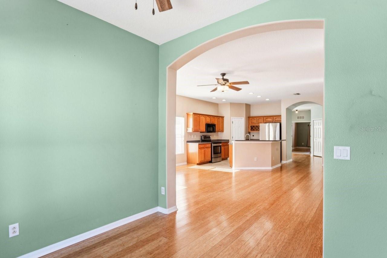 WATERS EDGE 01 - Residential