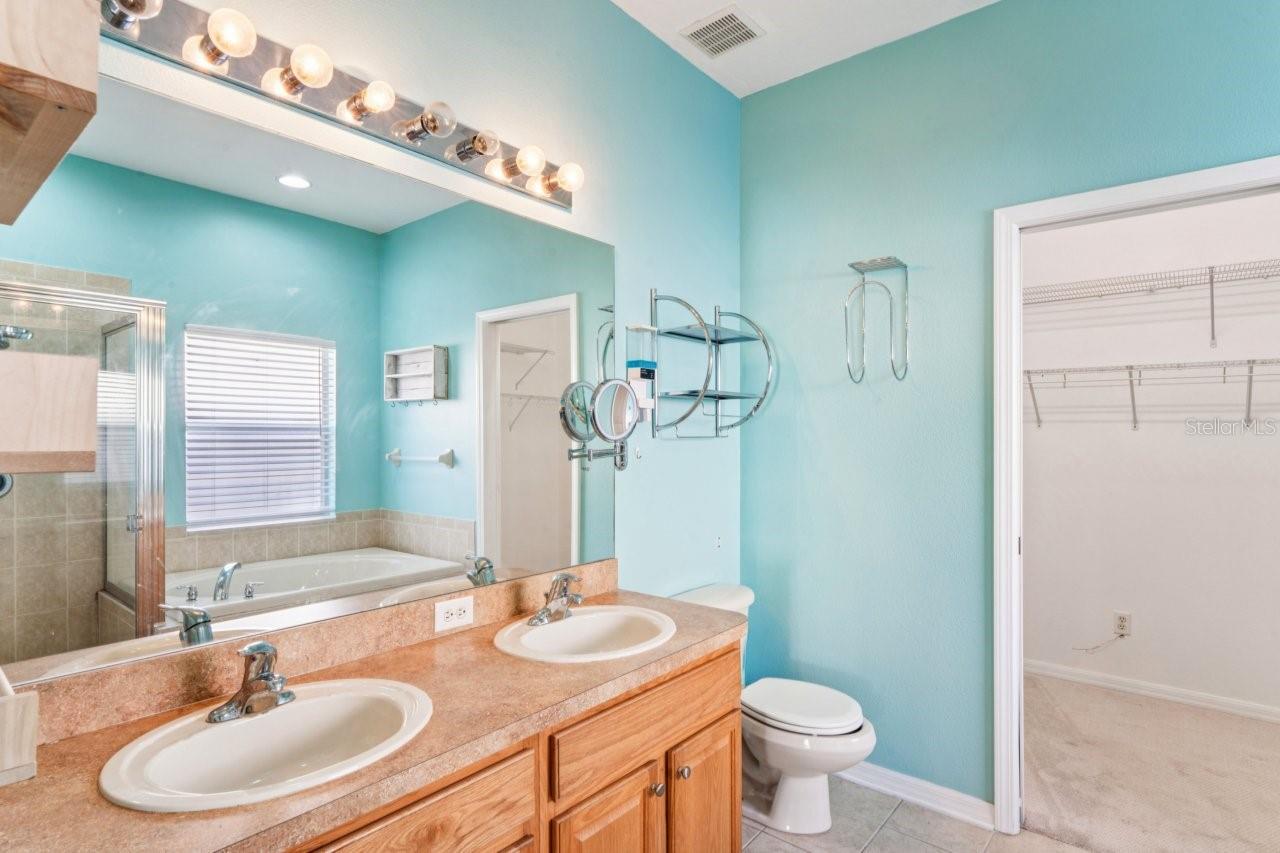 WATERS EDGE 01 - Residential