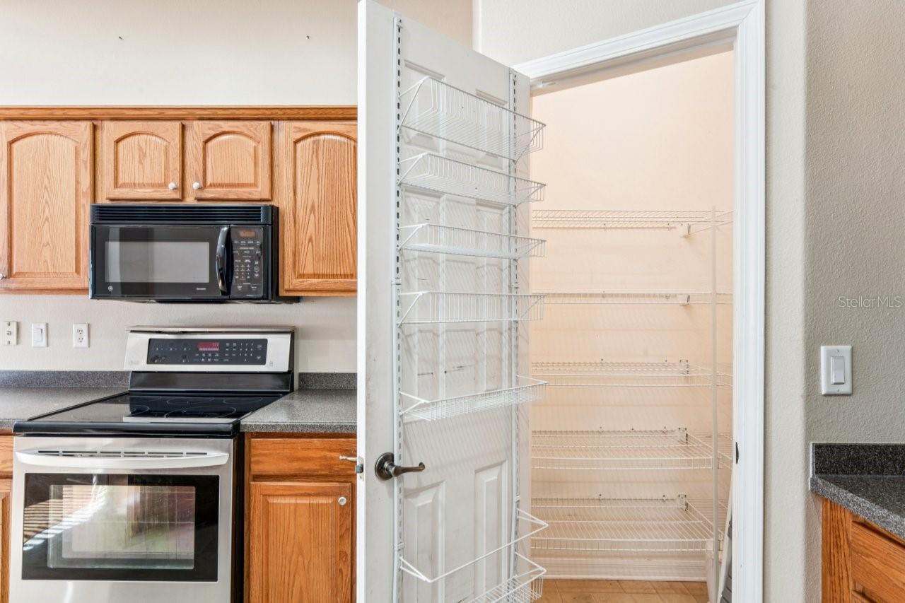 WATERS EDGE 01 - Residential