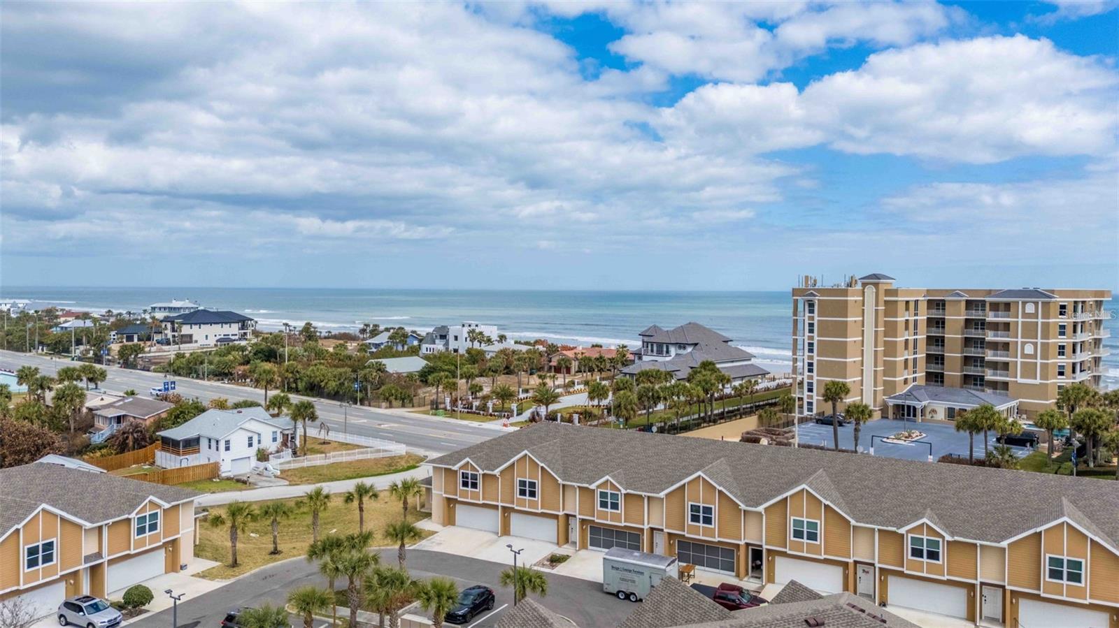 OCEANS 25 - Residential