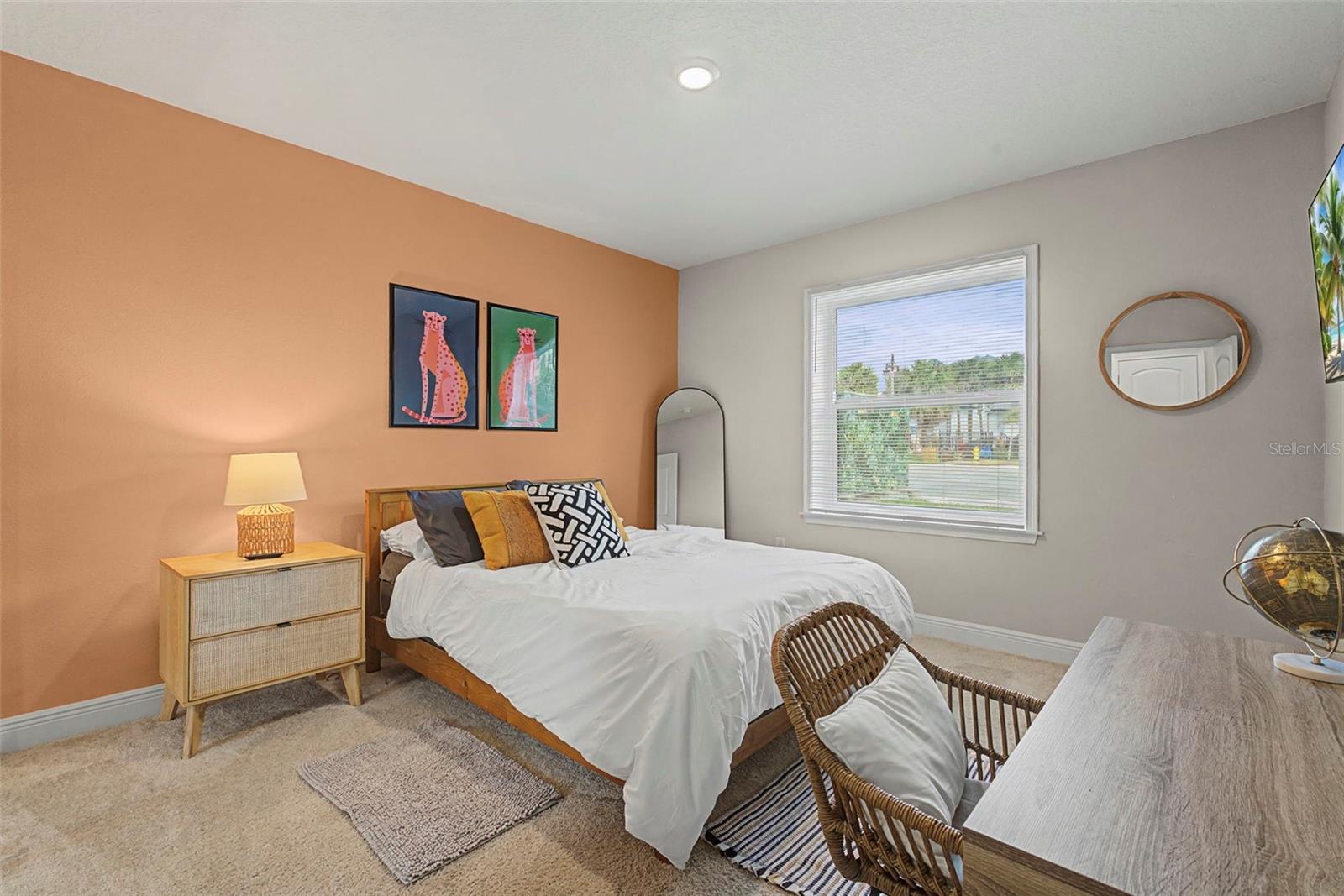 OCEANS 25 - Residential