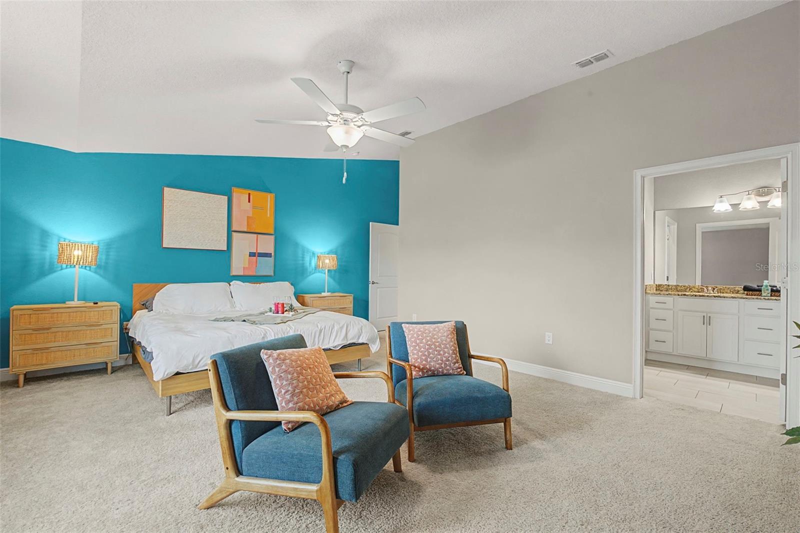 OCEANS 25 - Residential