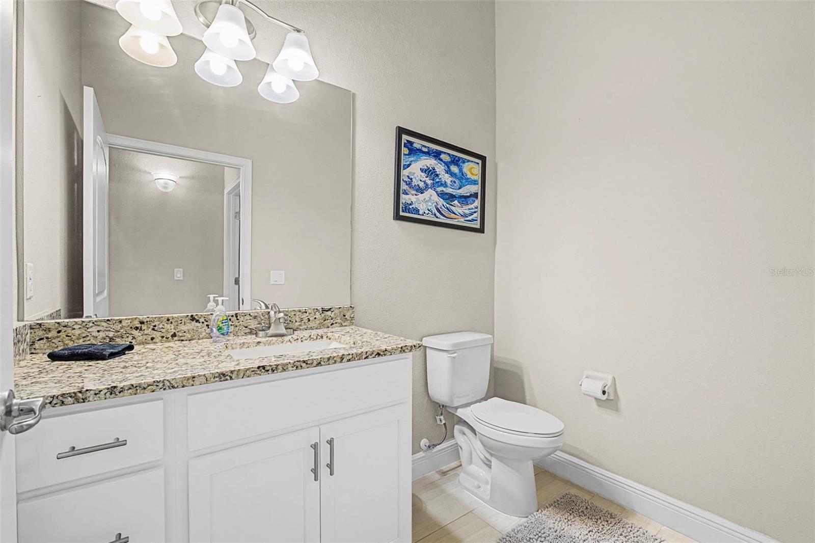 OCEANS 25 - Residential