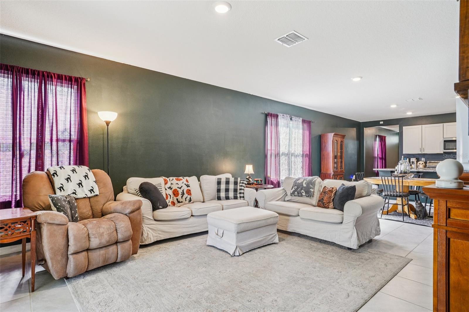 VICTORIA OAKS PH B - Residential