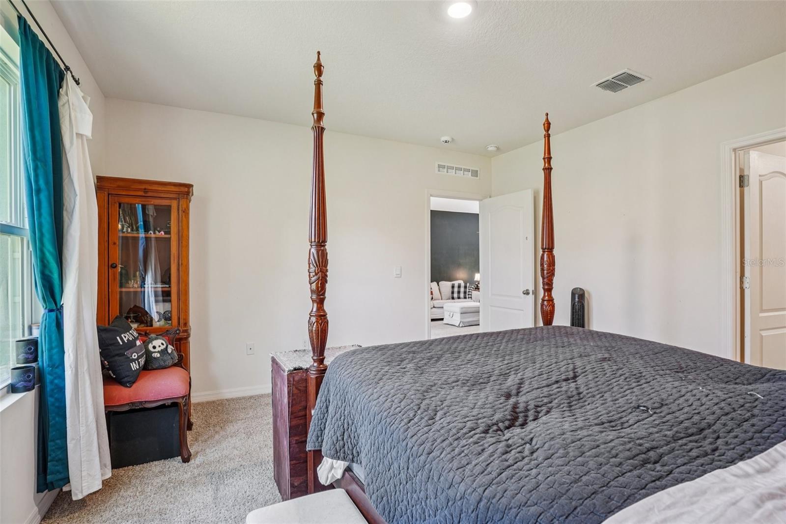 VICTORIA OAKS PH B - Residential