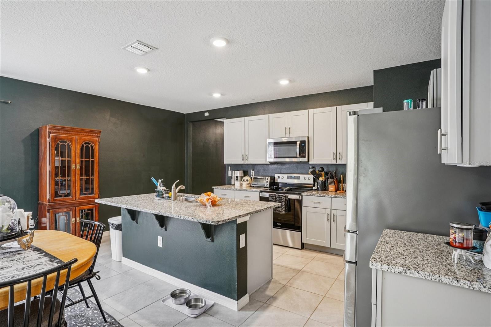 VICTORIA OAKS PH B - Residential