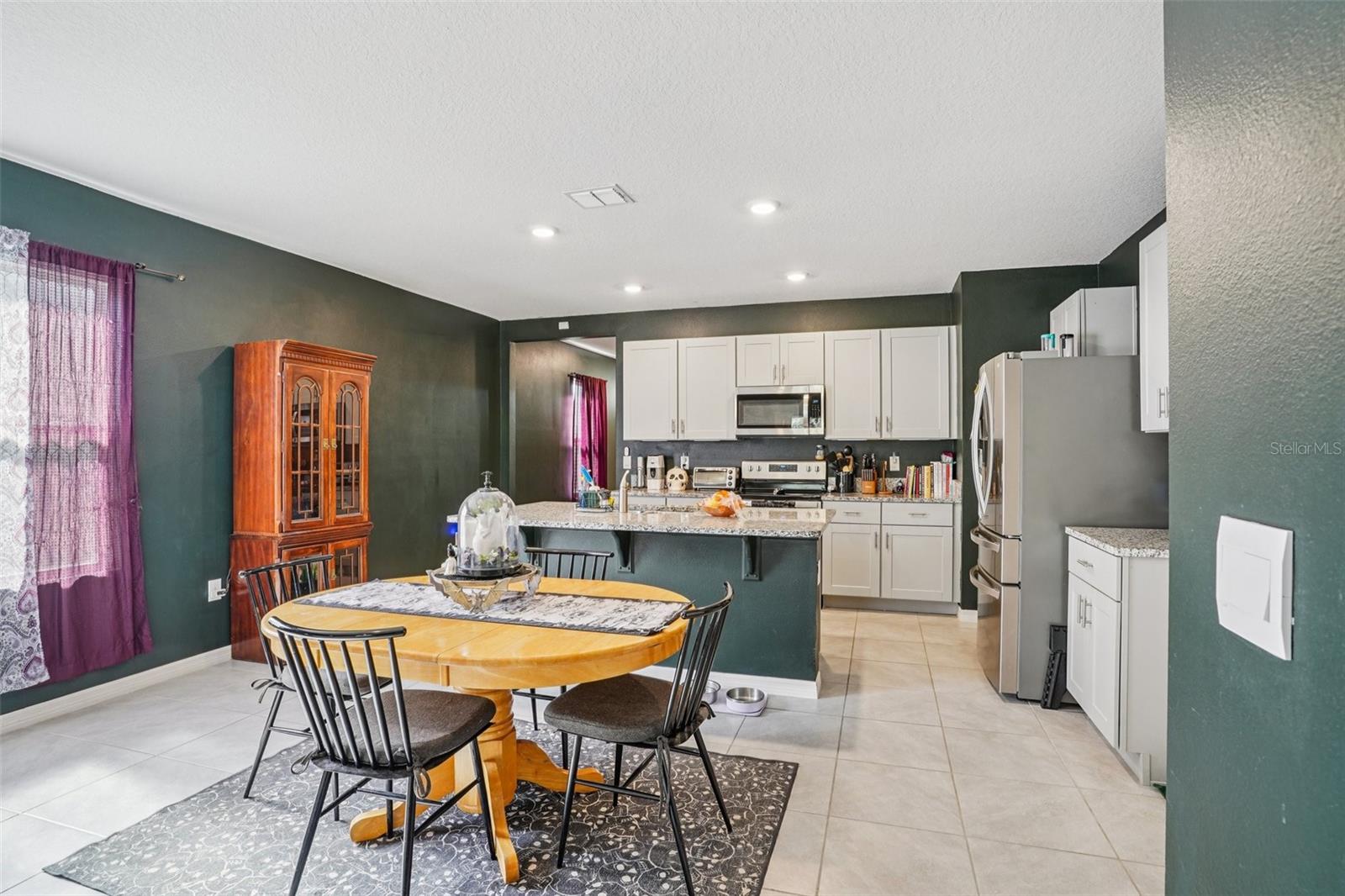 VICTORIA OAKS PH B - Residential