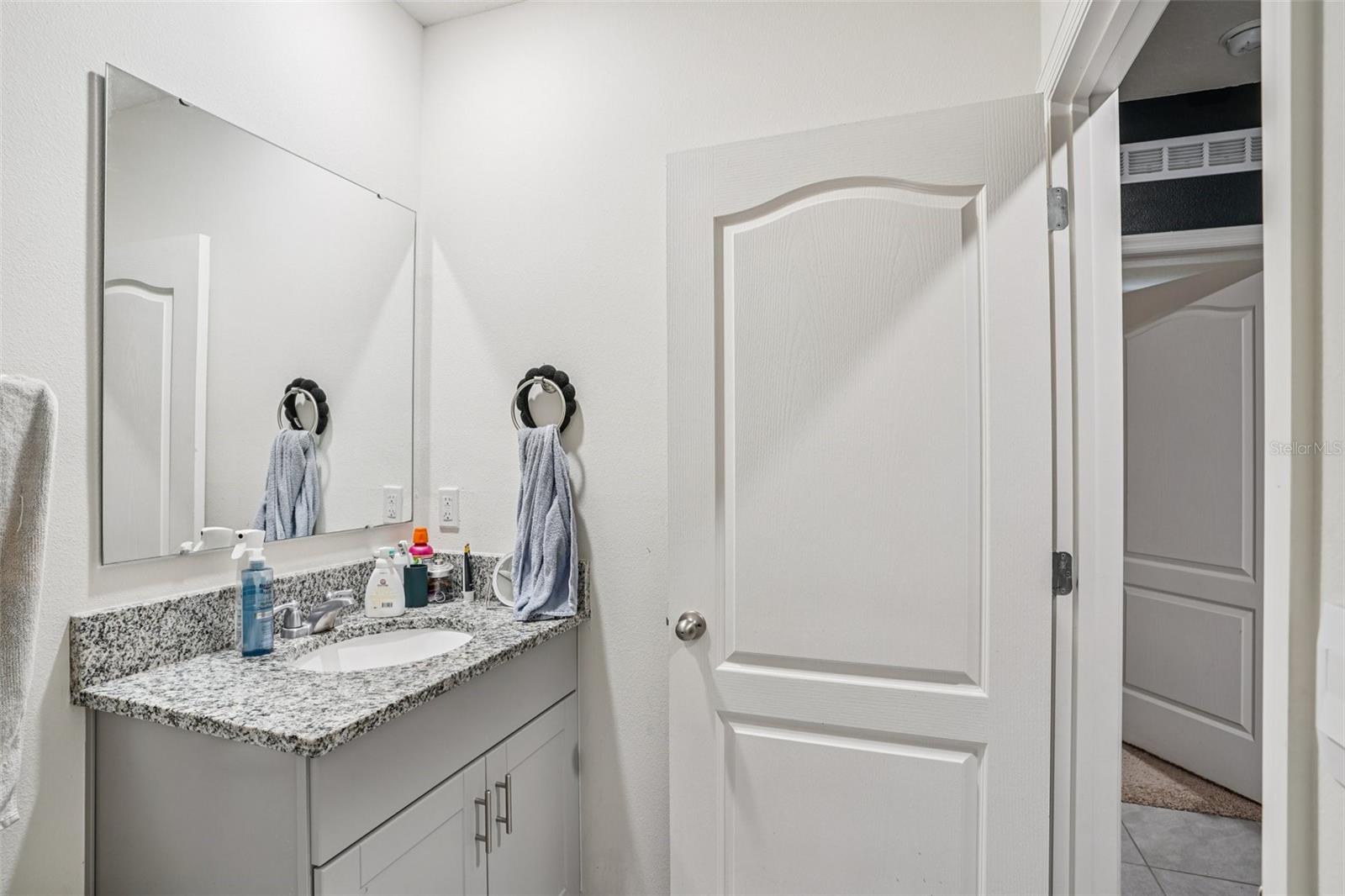 VICTORIA OAKS PH B - Residential