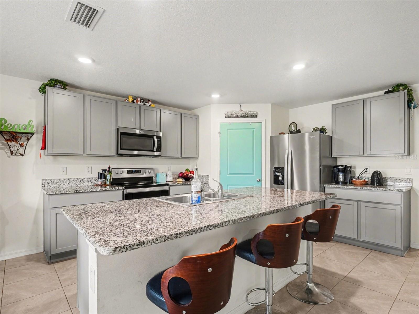 SILVERSTONE NORTH PH IC & ID - Residential