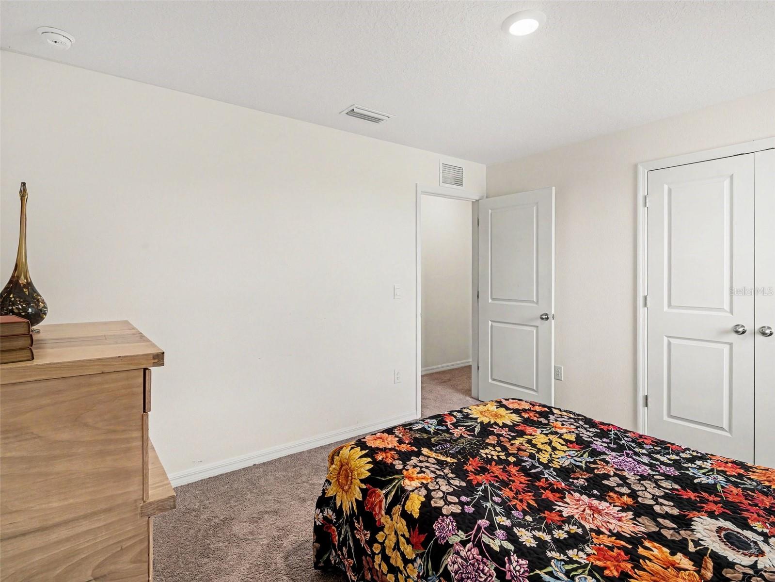 SILVERSTONE NORTH PH IC & ID - Residential