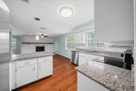 Tiny photo for 4851 NE 7th Street, Ocala, FL 34470 (MLS # OM733823)