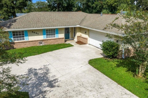 Tiny photo for 4851 NE 7th Street, Ocala, FL 34470 (MLS # OM733823)