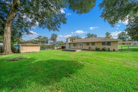 Tiny photo for 4851 NE 7th Street, Ocala, FL 34470 (MLS # OM733823)