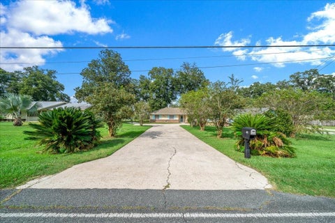 Tiny photo for 4851 NE 7th Street, Ocala, FL 34470 (MLS # OM733823)