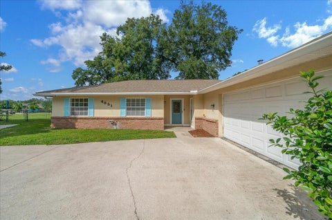 Tiny photo for 4851 NE 7th Street, Ocala, FL 34470 (MLS # OM733823)