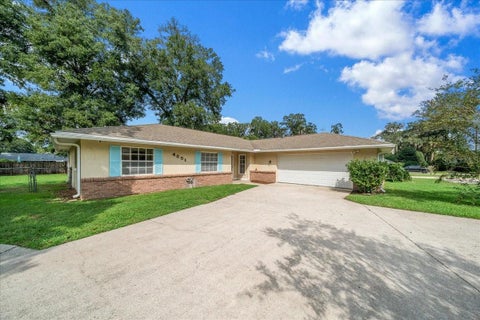 Tiny photo for 4851 NE 7th Street, Ocala, FL 34470 (MLS # OM733823)