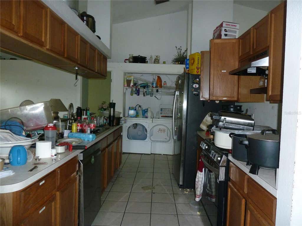 Photo of 5 S Jupiter Avenue, Clearwater, FL 33755 (MLS # TB8536374)