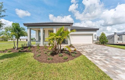 Photo of 10305 Cross River Trail, Parrish, FL 34219 (MLS # TB8398112)