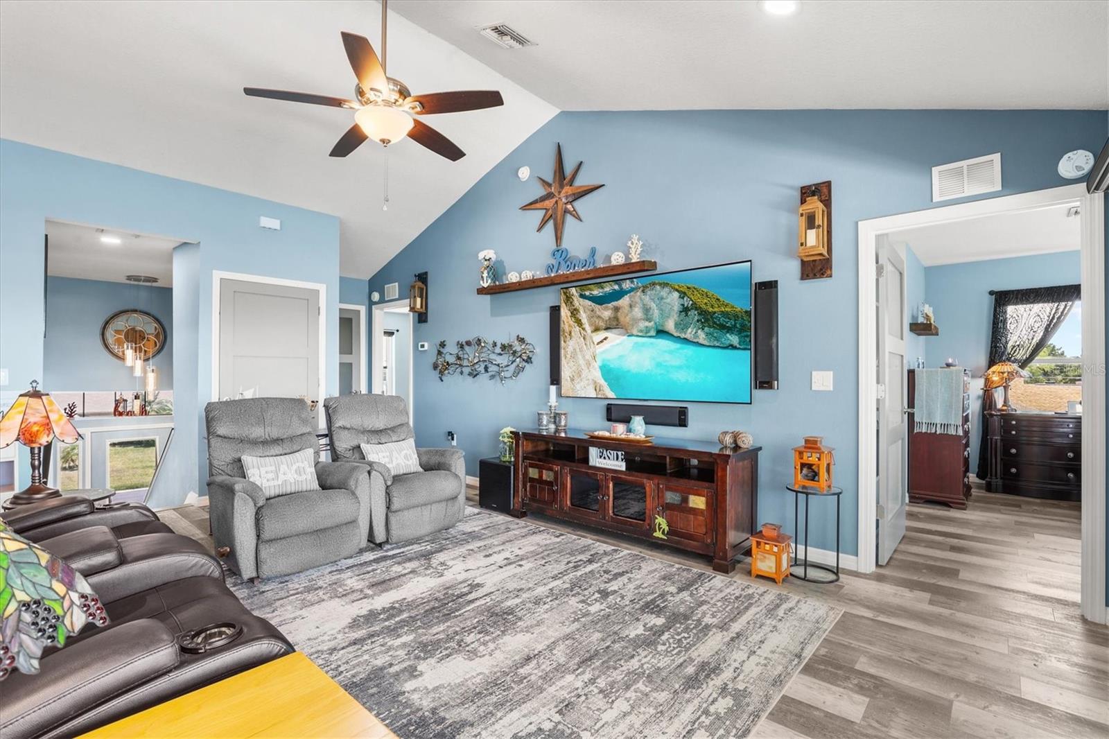 HERNANDO BEACH - Residential