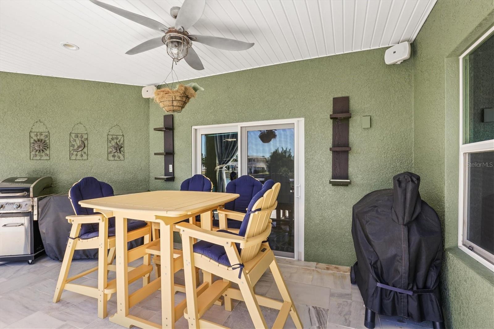 HERNANDO BEACH - Residential