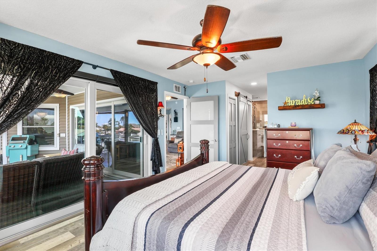 HERNANDO BEACH - Residential