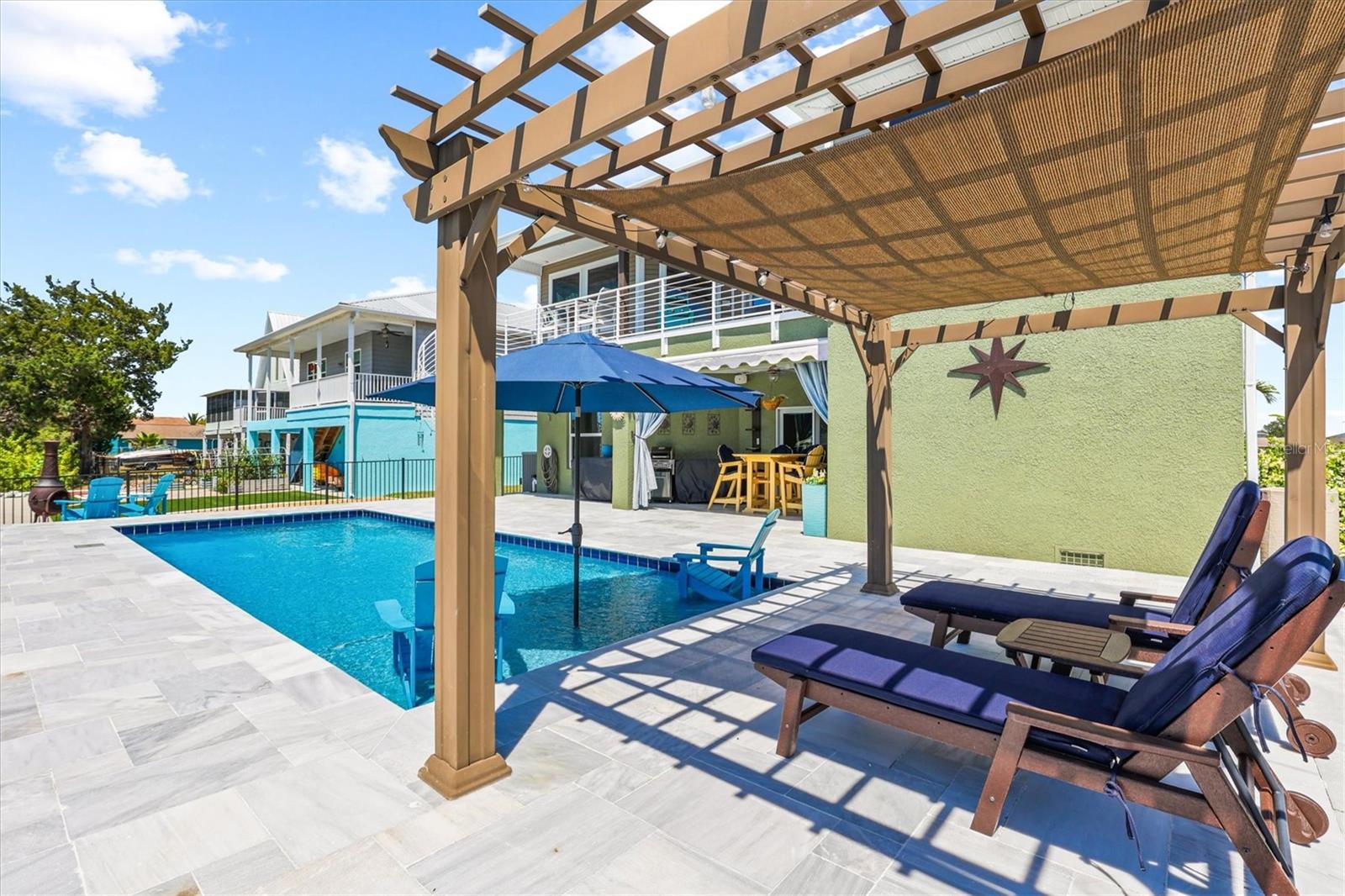HERNANDO BEACH - Residential