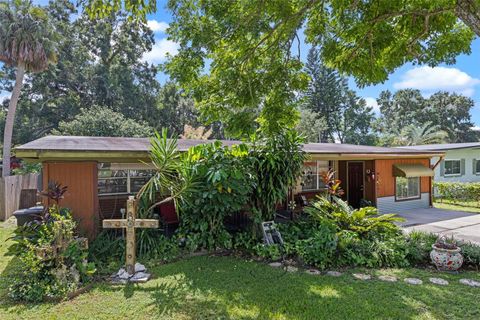 Photo of 7627 Daetwyler Drive, Orlando, FL 32812 (MLS # O6333079)