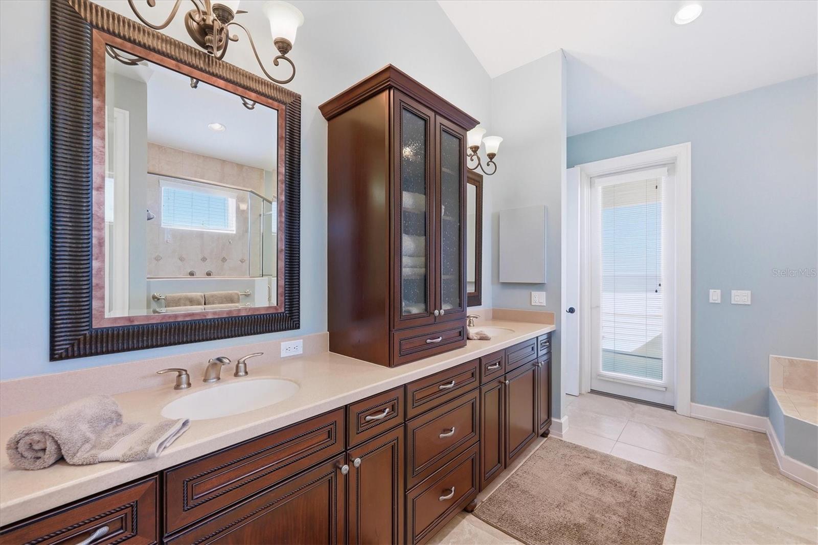 EAST SHORE ACRES - Residential