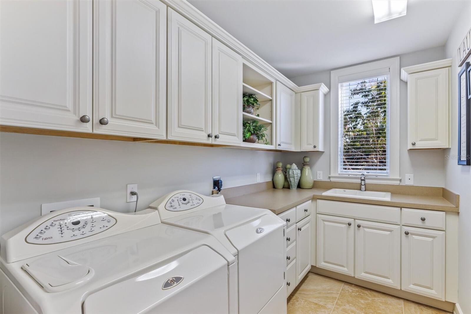 EAST SHORE ACRES - Residential