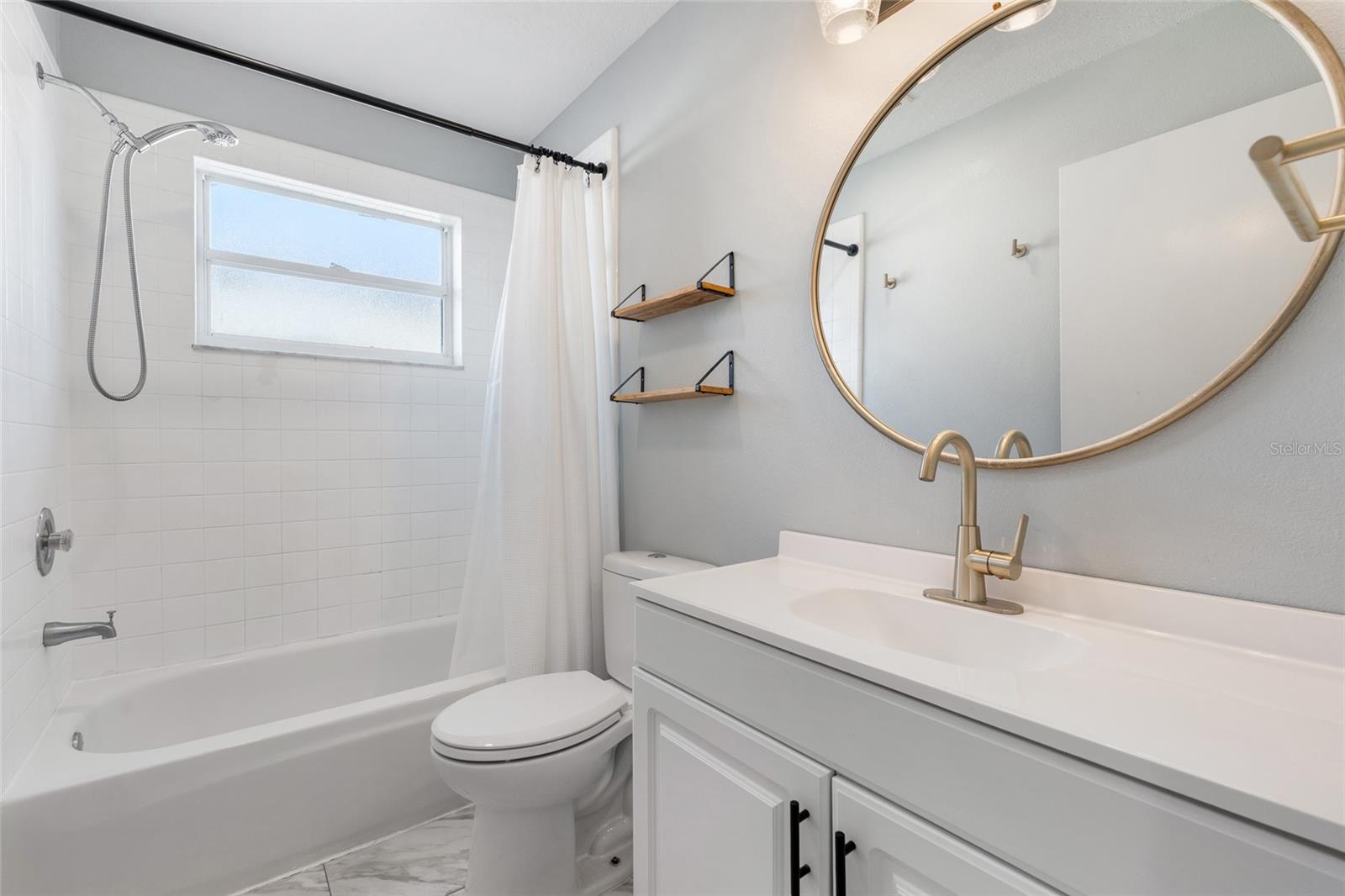 CHATHAM PARK AT SAUSALITO PH 3 - Residential