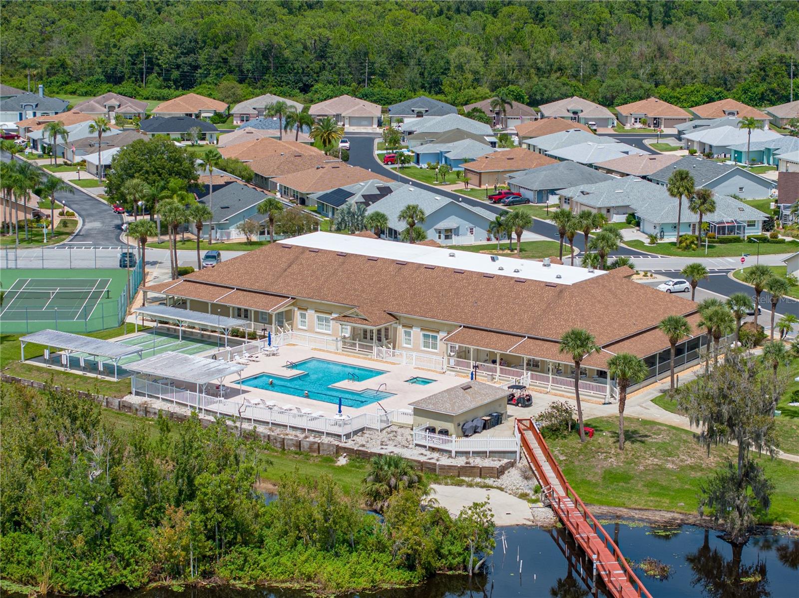 SWEETWATER GOLF & TENNIS CLUB THIRD ADDI - Residential