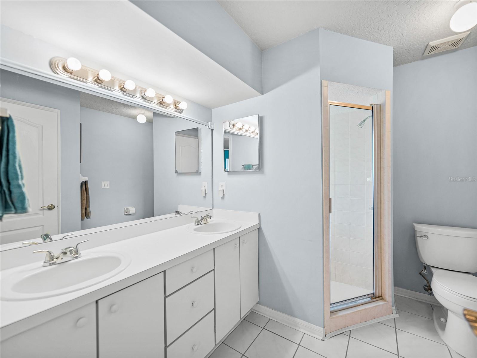 SWEETWATER GOLF & TENNIS CLUB THIRD ADDI - Residential