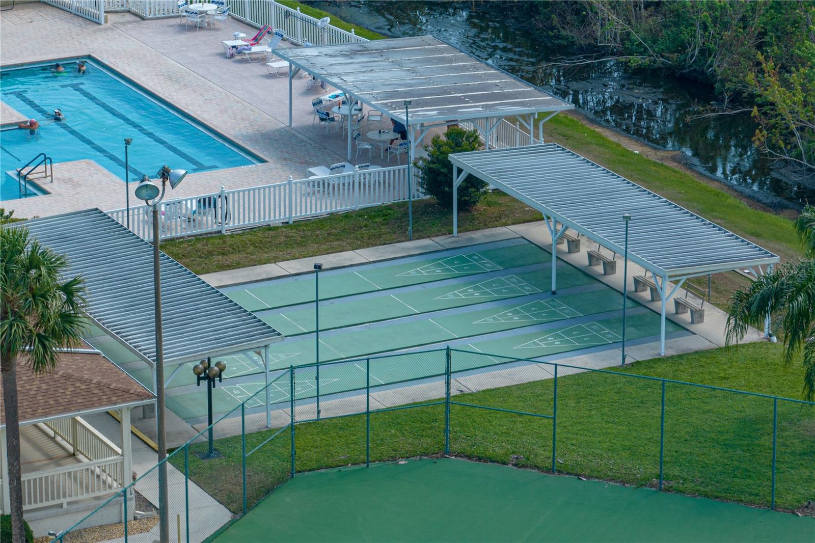 SWEETWATER GOLF & TENNIS CLUB THIRD ADDI - Residential