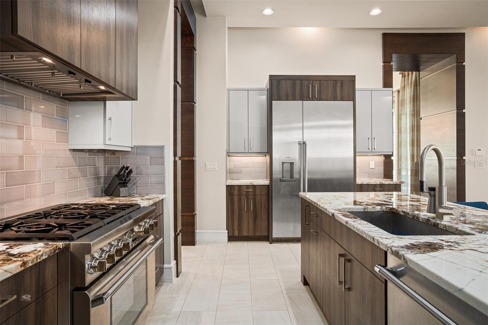 WATERSTONE - Residential