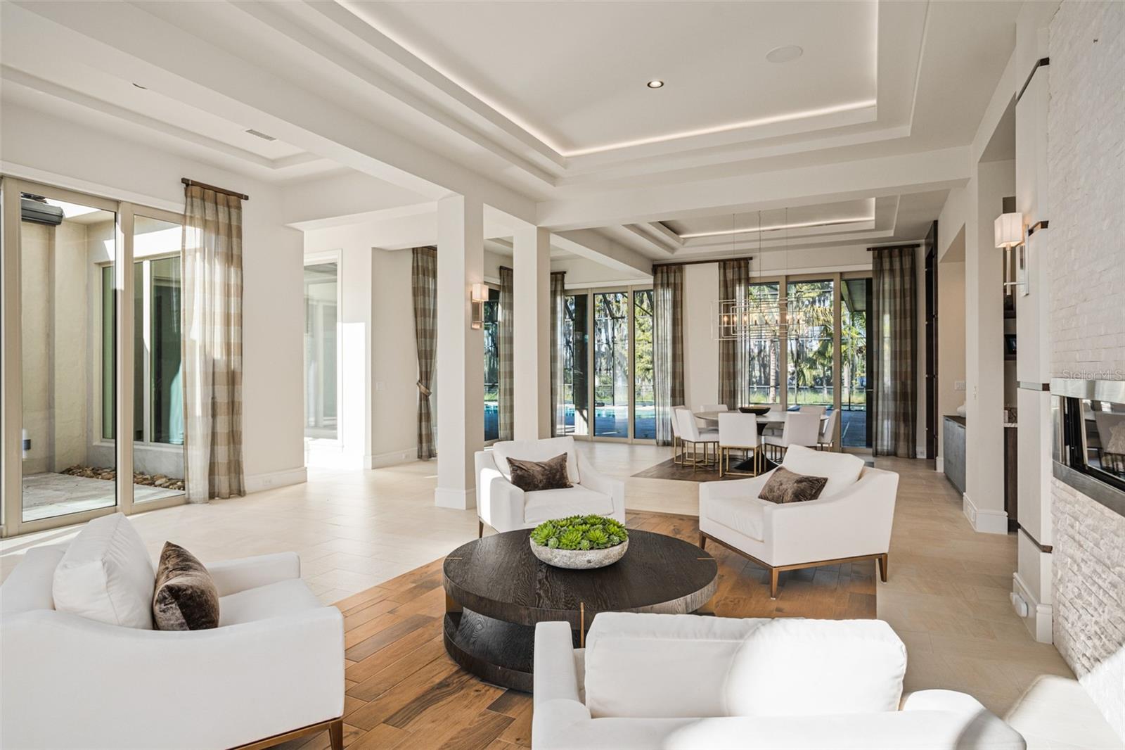 WATERSTONE - Residential