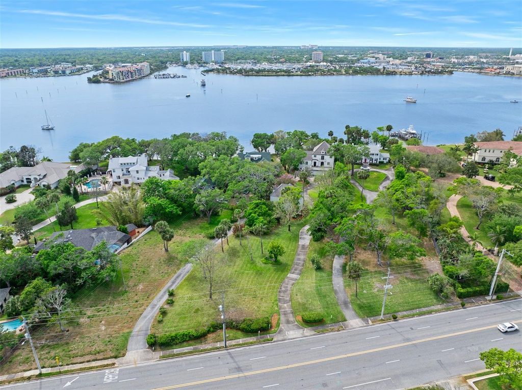 listing image 80