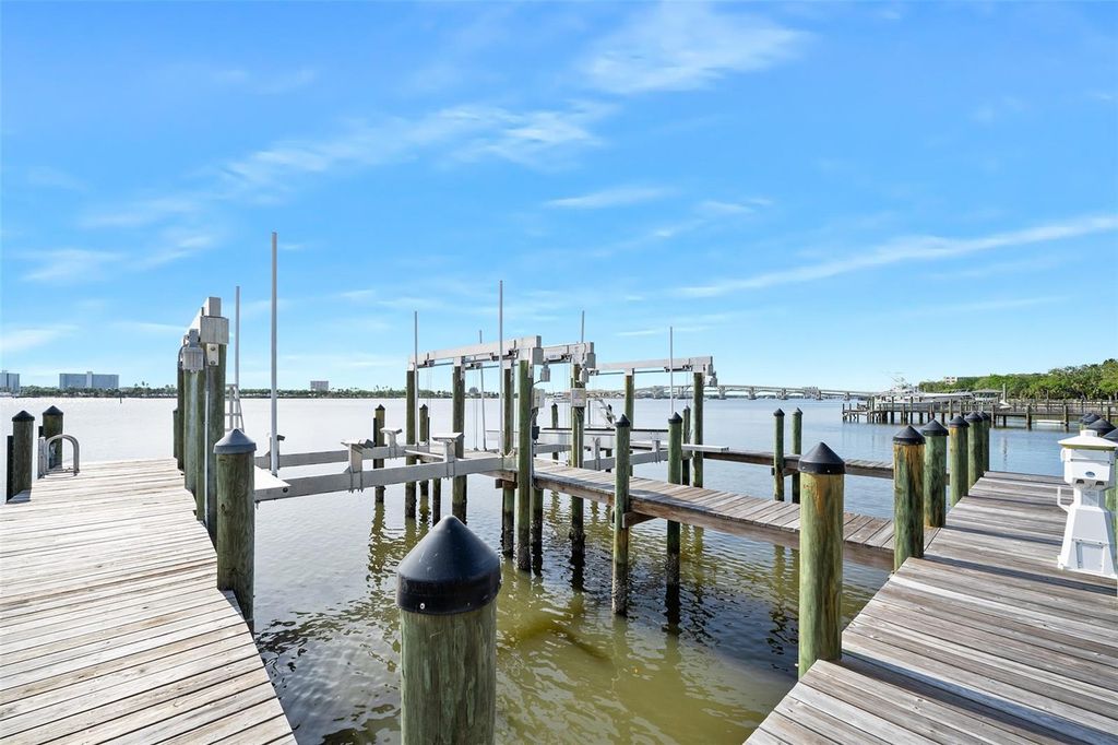listing image 76