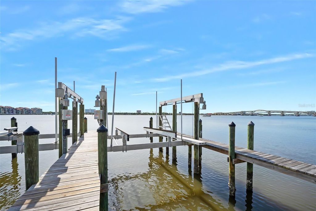 listing image 75